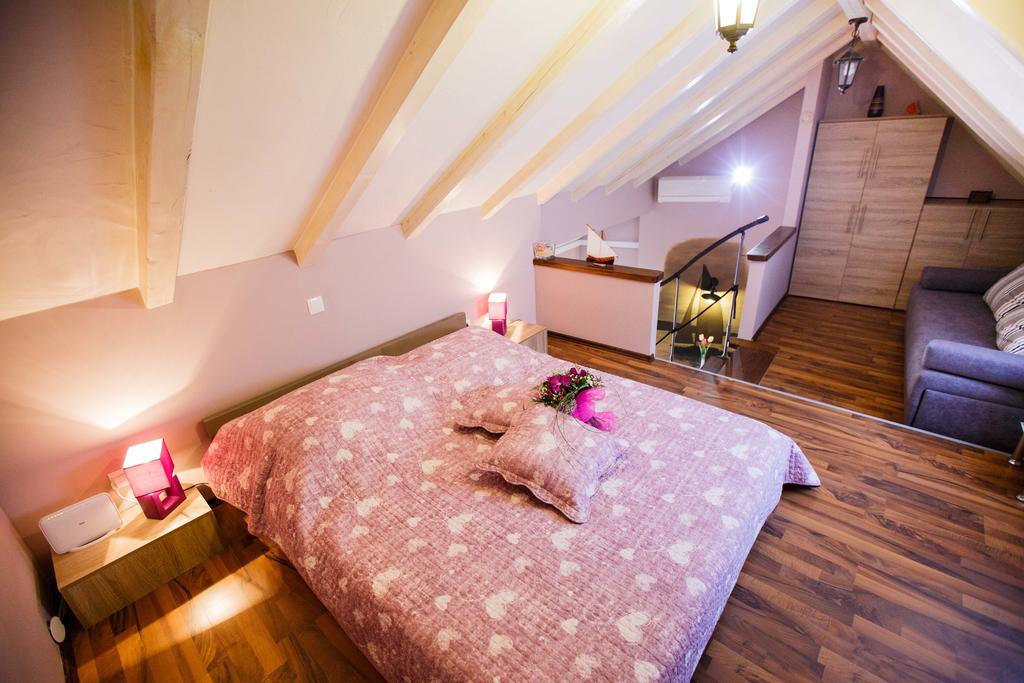 Studio Apartments Bonaca Split Exterior foto